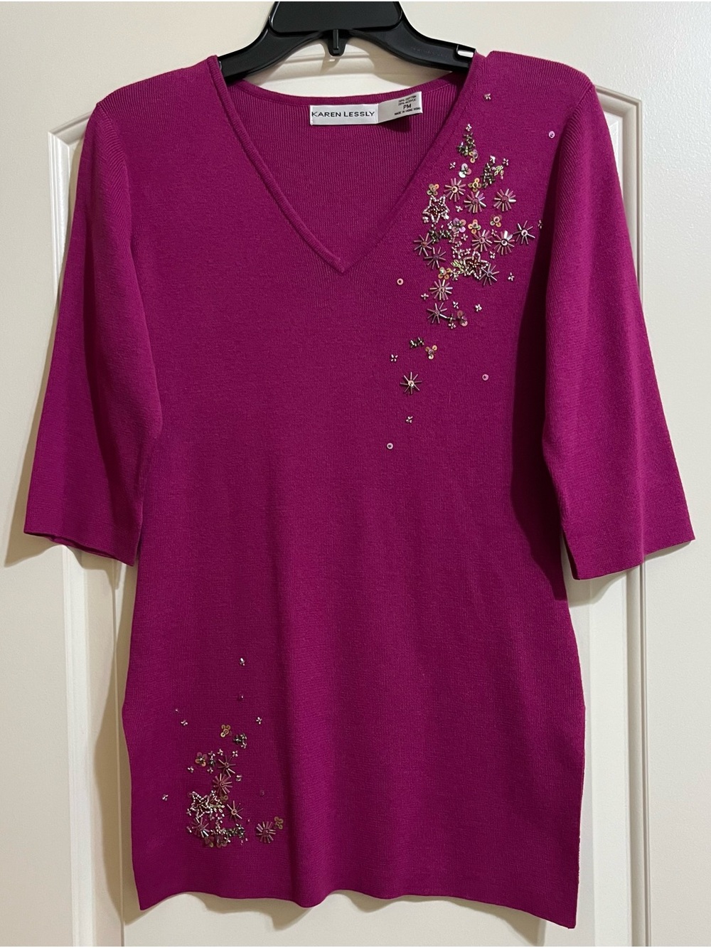 Karen Lessly Fuchsia Jeweled Embellished Knit V-Neck Sweater PETITE Med